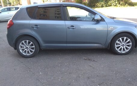 KIA cee'd I рестайлинг, 2008 год, 580 000 рублей, 2 фотография
