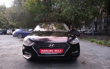 Hyundai Solaris II рестайлинг, 2017 год, 1 250 000 рублей, 2 фотография