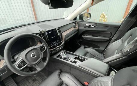 Volvo XC60 II, 2022 год, 3 985 000 рублей, 5 фотография