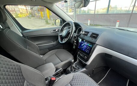 Skoda Yeti I рестайлинг, 2016 год, 1 050 000 рублей, 7 фотография