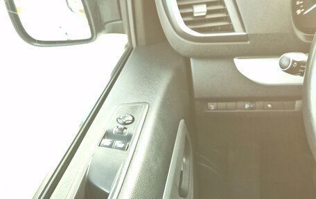 Peugeot Traveller I, 2020 год, 3 600 000 рублей, 14 фотография