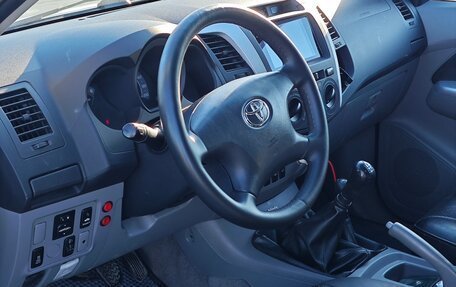 Toyota Hilux VII, 2006 год, 1 400 000 рублей, 5 фотография
