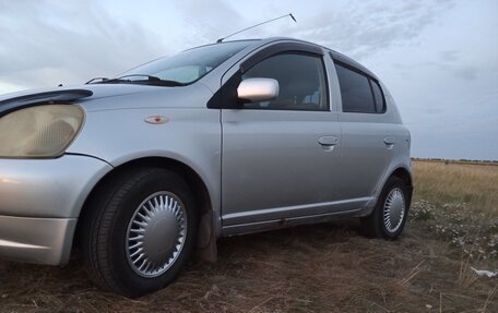 Toyota Vitz, 1999 год, 310 000 рублей, 3 фотография