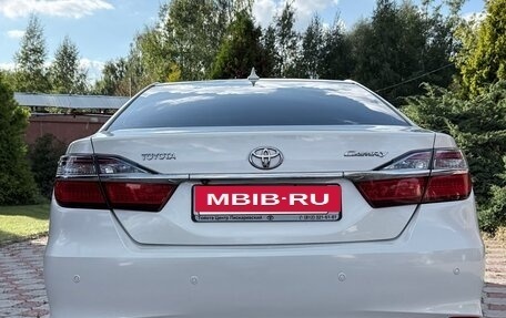 Toyota Camry, 2017 год, 1 990 000 рублей, 13 фотография