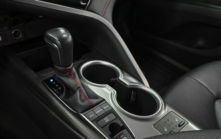 Toyota Camry, 2022 год, 3 350 111 рублей, 12 фотография