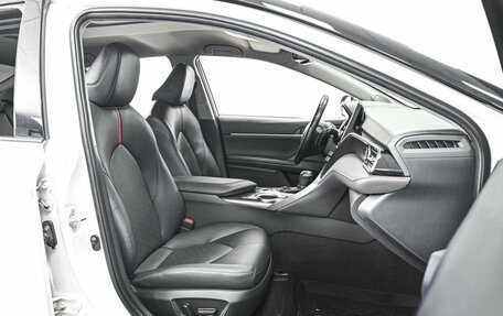 Toyota Camry, 2022 год, 3 350 111 рублей, 8 фотография
