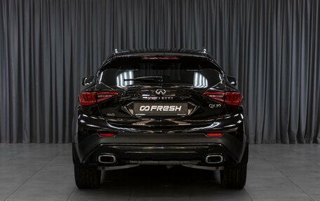 Infiniti QX30, 2017 год, 2 299 000 рублей, 4 фотография