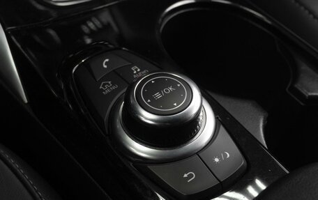 Infiniti QX30, 2017 год, 2 299 000 рублей, 13 фотография