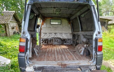 Mitsubishi Delica III, 1990 год, 280 000 рублей, 7 фотография