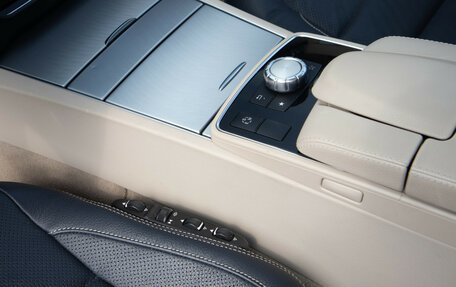 Mercedes-Benz E-Класс, 2015 год, 2 919 805 рублей, 17 фотография