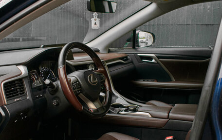 Lexus RX IV рестайлинг, 2018 год, 4 200 000 рублей, 9 фотография