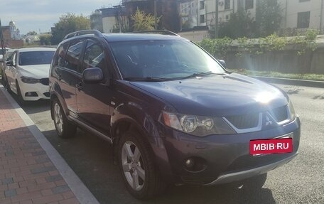 Mitsubishi Outlander III рестайлинг 3, 2007 год, 1 200 000 рублей, 2 фотография