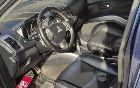 Mitsubishi Outlander III рестайлинг 3, 2007 год, 1 200 000 рублей, 7 фотография