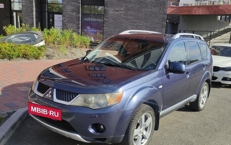 Mitsubishi Outlander III рестайлинг 3, 2007 год, 1 200 000 рублей, 6 фотография