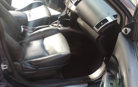 Mitsubishi Outlander III рестайлинг 3, 2007 год, 1 200 000 рублей, 12 фотография