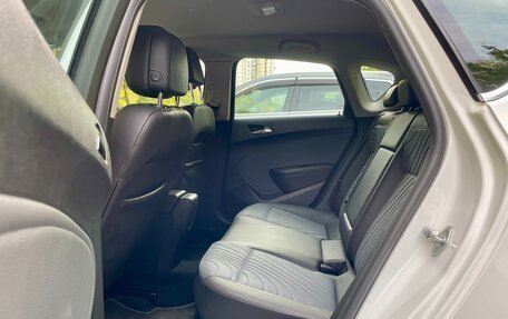 Opel Astra J, 2013 год, 1 075 000 рублей, 14 фотография