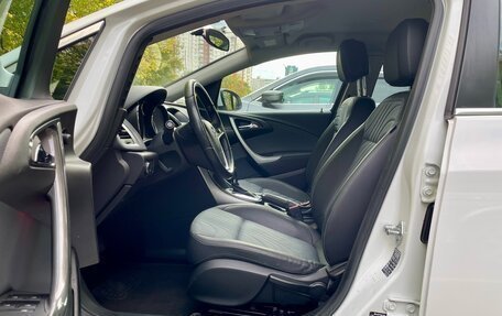 Opel Astra J, 2013 год, 1 075 000 рублей, 11 фотография