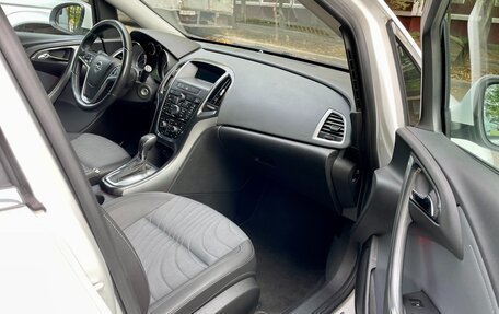 Opel Astra J, 2013 год, 1 075 000 рублей, 10 фотография