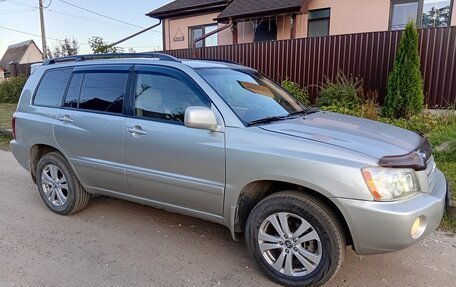 Toyota Highlander III, 2002 год, 990 000 рублей, 3 фотография