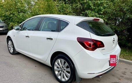 Opel Astra J, 2013 год, 1 075 000 рублей, 8 фотография