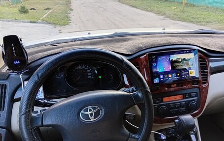 Toyota Highlander III, 2002 год, 990 000 рублей, 12 фотография