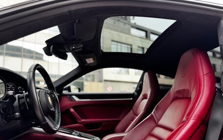 Porsche 911, 2019 год, 14 975 000 рублей, 27 фотография
