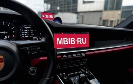 Porsche 911, 2019 год, 14 975 000 рублей, 28 фотография