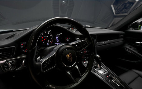 Porsche 911, 2016 год, 15 500 000 рублей, 26 фотография