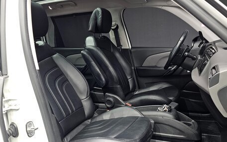 Citroen C4 Picasso II рестайлинг, 2018 год, 1 900 000 рублей, 11 фотография