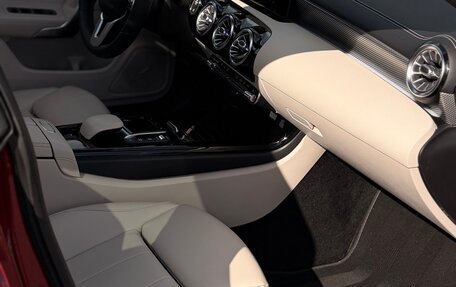 Mercedes-Benz CLA, 2020 год, 2 390 000 рублей, 8 фотография