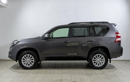 Toyota Land Cruiser Prado 150 рестайлинг 2, 2016 год, 3 750 000 рублей, 7 фотография