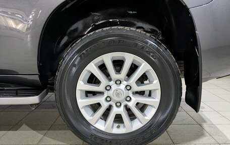 Toyota Land Cruiser Prado 150 рестайлинг 2, 2016 год, 3 750 000 рублей, 6 фотография