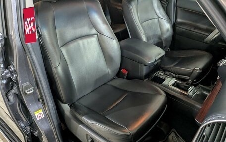 Toyota Land Cruiser Prado 150 рестайлинг 2, 2016 год, 3 750 000 рублей, 13 фотография