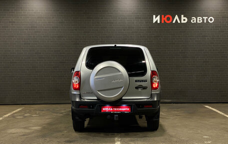 Chevrolet Niva I рестайлинг, 2018 год, 630 000 рублей, 6 фотография