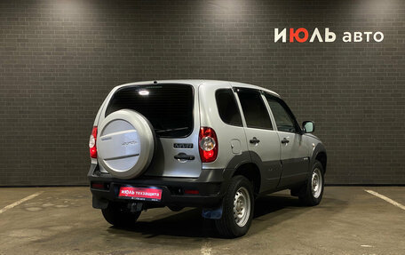 Chevrolet Niva I рестайлинг, 2018 год, 630 000 рублей, 5 фотография