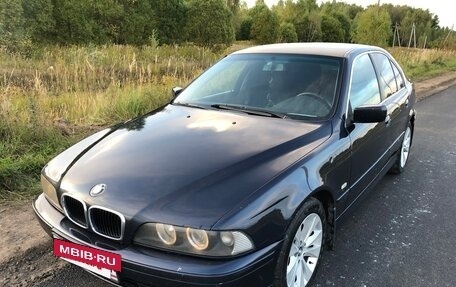 BMW 5 серия, 2003 год, 620 000 рублей, 2 фотография
