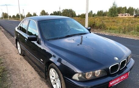 BMW 5 серия, 2003 год, 620 000 рублей, 3 фотография