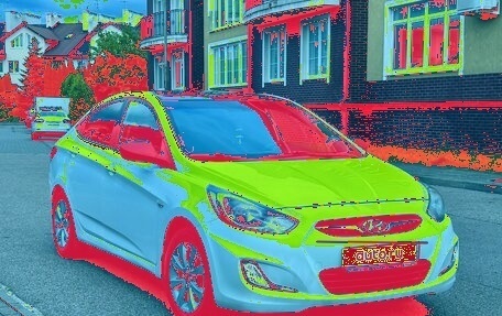 Hyundai Solaris II рестайлинг, 2011 год, 680 000 рублей, 11 фотография