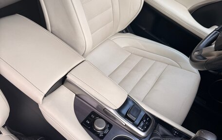 Lexus RX IV рестайлинг, 2019 год, 4 150 000 рублей, 3 фотография