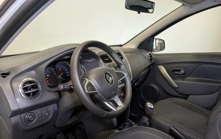 Renault Logan II, 2022 год, 1 200 000 рублей, 15 фотография