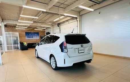 Toyota Prius Alpha I (ZVW40/41), 2012 год, 1 399 000 рублей, 4 фотография