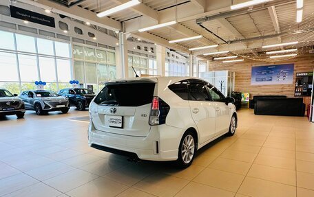 Toyota Prius Alpha I (ZVW40/41), 2012 год, 1 399 000 рублей, 6 фотография