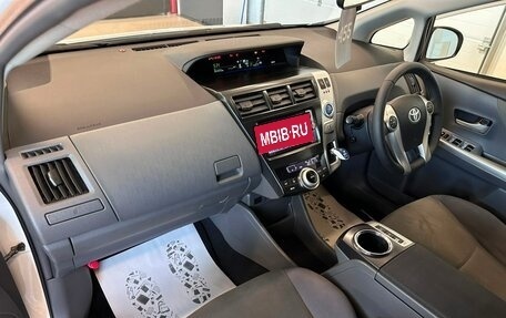 Toyota Prius Alpha I (ZVW40/41), 2012 год, 1 399 000 рублей, 13 фотография