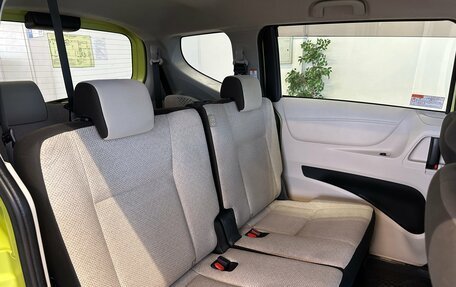 Toyota Sienta II, 2017 год, 1 199 000 рублей, 10 фотография