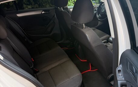 Volkswagen Golf VI, 2010 год, 550 000 рублей, 16 фотография