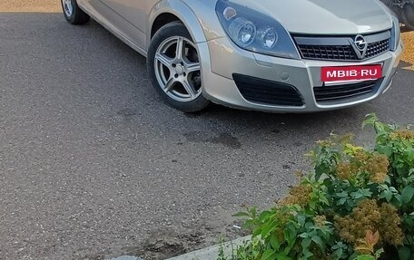 Opel Astra H, 2007 год, 320 000 рублей, 1 фотография