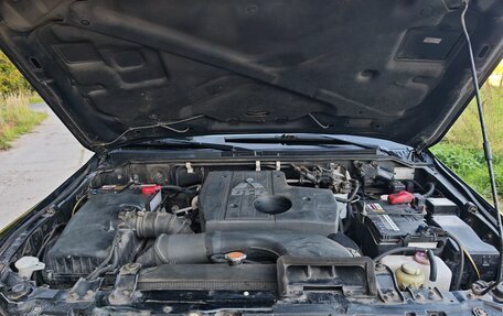 Mitsubishi Pajero IV, 2010 год, 2 300 000 рублей, 10 фотография