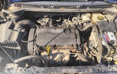 Opel Astra J, 2011 год, 620 000 рублей, 2 фотография