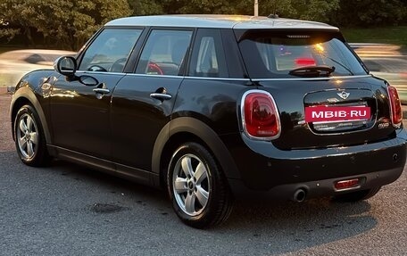 MINI Hatch, 2016 год, 1 730 000 рублей, 7 фотография