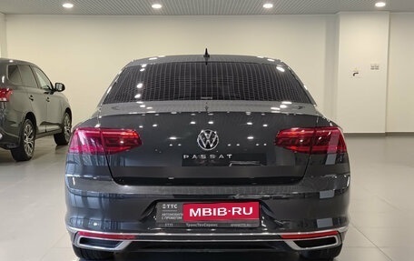 Volkswagen Passat B8 рестайлинг, 2020 год, 3 530 000 рублей, 6 фотография